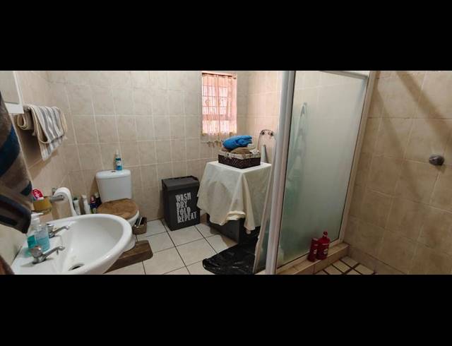 1 BEDROOM APARTMENT FOR SALE IN DASSIE RAND